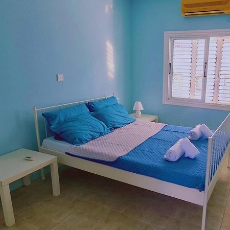 Stay Blue Apartment Айя Напа Екстериор снимка