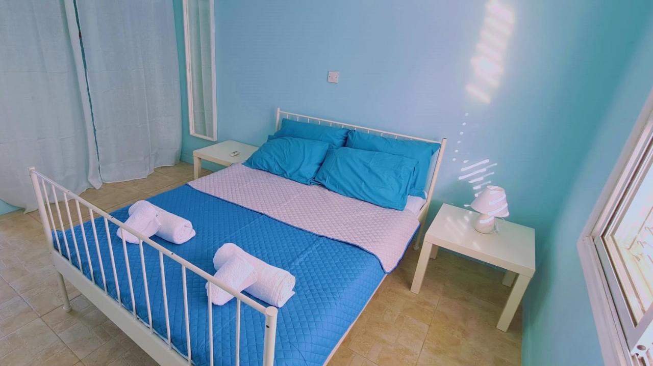 Stay Blue Apartment Айя Напа Екстериор снимка