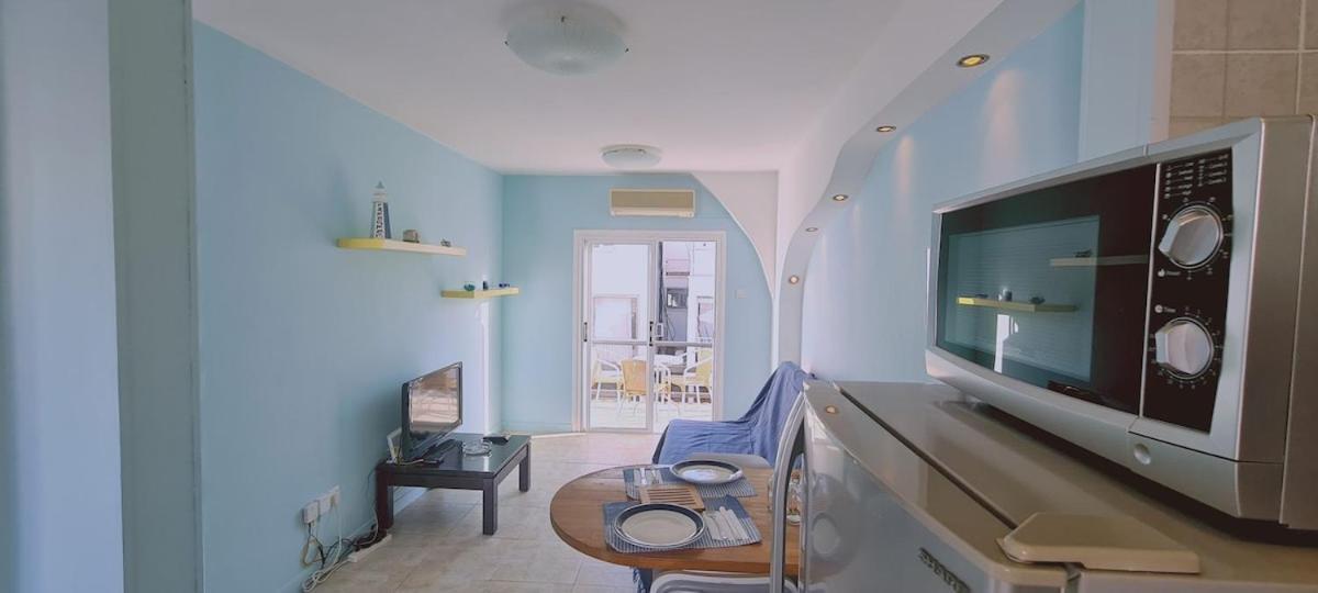 Stay Blue Apartment Айя Напа Екстериор снимка